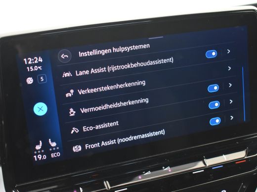 Volkswagen ID.4 Life 77 kWh 204pk | Adaptief cruise control | Navigatie | Led koplampen | Parkeersensoren v+a | A... ActivLease financial lease
