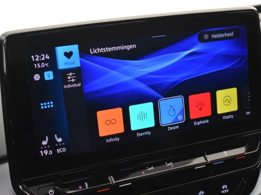 Volkswagen ID.4 Life 77 kWh 204pk | Adaptief cruise control | Navigatie | Led koplampen | Parkeersensoren v+a | A... ActivLease financial lease