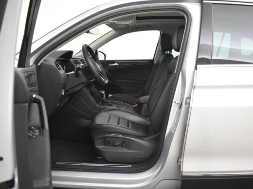 Volkswagen Tiguan 1.4 TSI 245pk eHybrid Elegance | 100% dealeronderhouden | Cruise control adaptief | Panorama-dak ... ActivLease financial lease