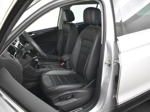 Volkswagen Tiguan 1.4 TSI 245pk eHybrid Elegance | 100% dealeronderhouden | Cruise control adaptief | Panorama-dak ... ActivLease financial lease