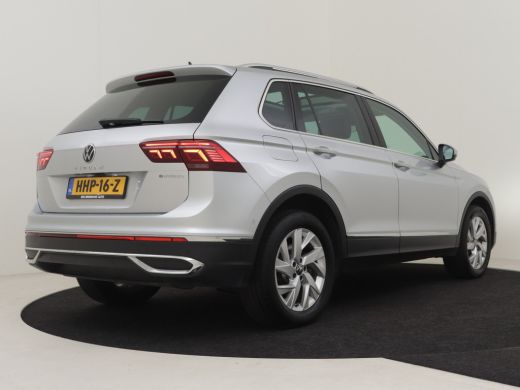 Volkswagen Tiguan 1.4 TSI 245pk eHybrid Elegance | 100% dealeronderhouden | Cruise control adaptief | Panorama-dak ... ActivLease financial lease
