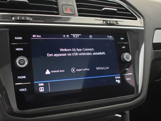 Volkswagen Tiguan 1.4 TSI 245pk eHybrid Elegance | 100% dealeronderhouden | Cruise control adaptief | Panorama-dak ... ActivLease financial lease