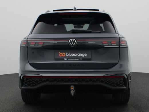 Volkswagen Tiguan 1.5 eHybrid R-Line Edition 272PK DSG Blackstyle, panoramadak, blackstyle, matrix led, trekhaak, 3... ActivLease financial lease