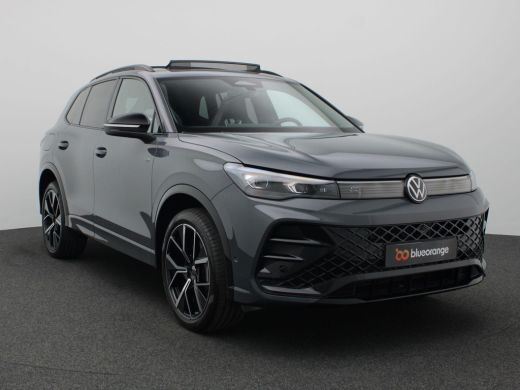 Volkswagen Tiguan 1.5 eHybrid R-Line Edition 272PK DSG Blackstyle, panoramadak, blackstyle, matrix led, trekhaak, 3... ActivLease financial lease