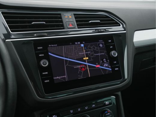 Volkswagen Tiguan 1.5 TSI Comfortline Business R-Line-Pack *ADAPTIVE-CRUISE | DIGI-COCKPIT | FULL-LED | NAVI-FULLMA... ActivLease financial lease