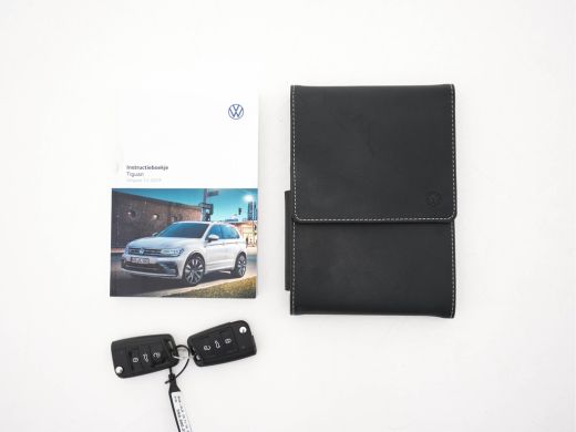 Volkswagen Tiguan 1.5 TSI Comfortline Business R-Line-Pack *ADAPTIVE-CRUISE | DIGI-COCKPIT | FULL-LED | NAVI-FULLMA... ActivLease financial lease