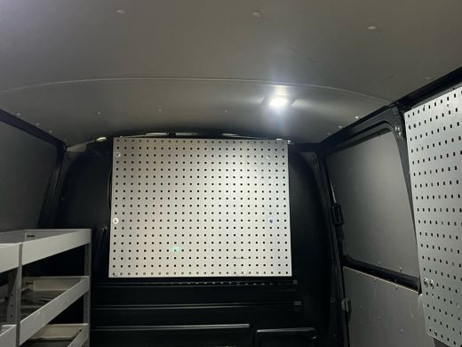 Volkswagen Transporter 2.0 TDI L2H1 30 Comfortline | Standkachel | Stoelverarming | Bijrijdersbank | Apple Carplay | Tre... ActivLease financial lease