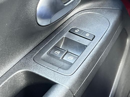 Volkswagen up! 1.0 60 pk | Airco | Dab | Bluetooth | ActivLease financial lease