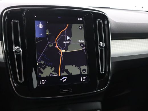 Volvo  XC40 T5 Momentum Pro | Climate Control | High Performance Audio | Cruise Control | Parkeersensoren ach... ActivLease financial lease