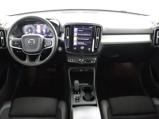 Volvo  XC40 T5 Momentum Pro | Climate Control | High Performance Audio | Cruise Control | Parkeersensoren ach... ActivLease financial lease