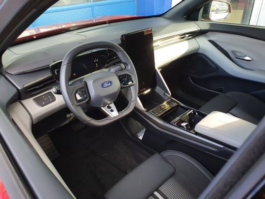 Ford Capri Ext Range RWD 77 kWh ActivLease financial lease