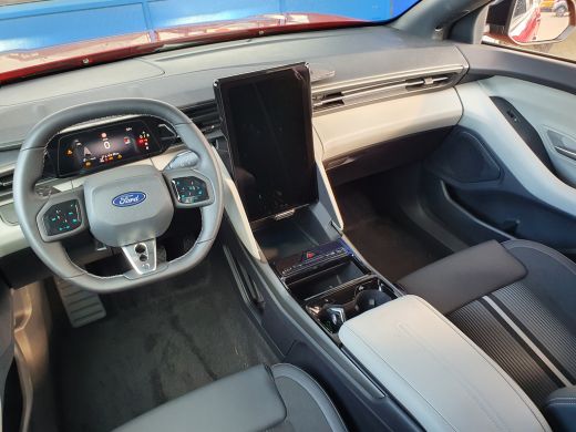 Ford Capri Ext Range RWD 77 kWh ActivLease financial lease