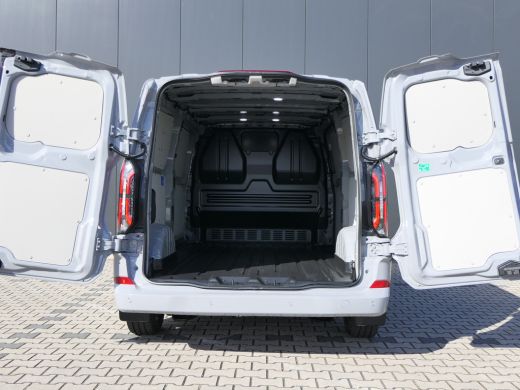 Ford E-Transit Custom 340 L2H1 Limited 65 kWh | Voorraad | Driver Assistance Pack | Stoelverwarming | 17 Inch | Camera ActivLease financial lease
