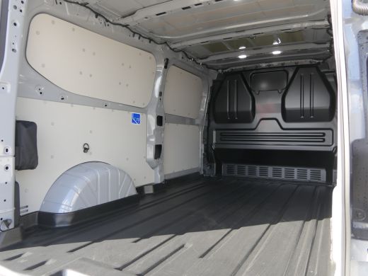 Ford E-Transit Custom 340 L2H1 Limited 65 kWh | Voorraad | Driver Assistance Pack | Stoelverwarming | 17 Inch | Camera ActivLease financial lease