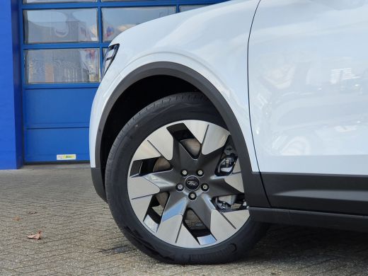 Ford Explorer Premium Extended Range RWD 77 kWh | Panoramadak | Cruise Control | Elek Klep ActivLease financial lease