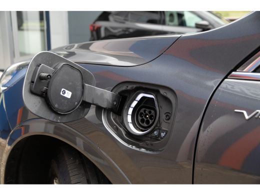 Ford Kuga Ford 2.5 PHEV Vignale | Cruise control | Trekhaak | Winterpakket (Stoelverwarming, Stuurverwarmin... ActivLease financial lease