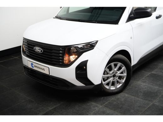 Ford Transit Courier Ford 1.0 EcoBoost Limited AUTOMAAT | Camera | Winterpack | Achteruitrijcamera | Armsteun voor | B... ActivLease financial lease