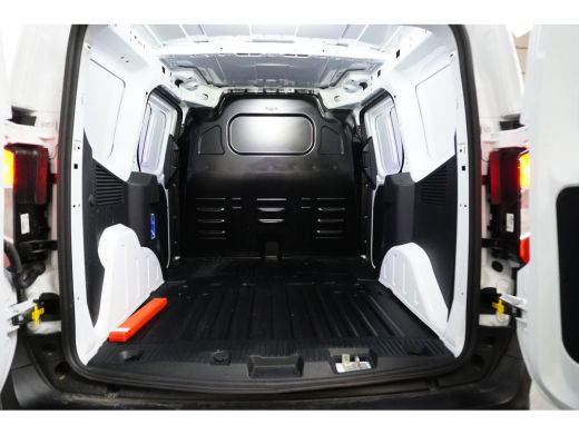 Ford Transit Courier Ford 1.0 EcoBoost Limited AUTOMAAT | Camera | Winterpack | Achteruitrijcamera | Armsteun voor | B... ActivLease financial lease