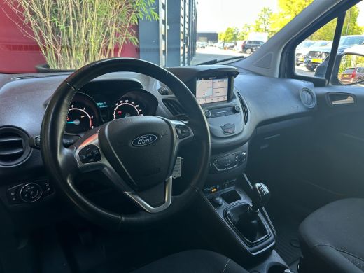 Ford Transit Courier Ford 1.5 TDCI Trend | Cruise control | Navigatie | Camera ActivLease financial lease