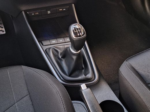 Hyundai Bayon 1.0 T-GDI Comfort Smart | Achteruitrijcamera | Navigatie | Apple Carplay/Android Auto | Cruise co... ActivLease financial lease