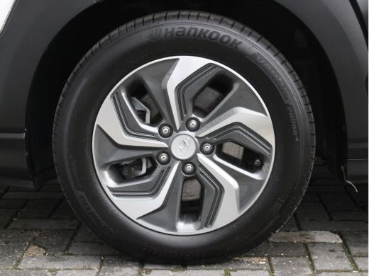 Hyundai KONA Hyundai 1.6 GDI HEV Comfort | Achteruitrijcamera | Cruise control adaptief met Stop&Go | Lichtmet... ActivLease financial lease