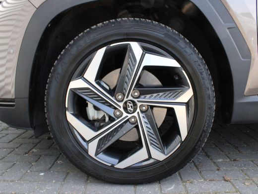 Hyundai Tucson Hyundai 1.6 T-GDI PHEV Premium Sky 4WD | Cruise control adaptief met Stop&Go | Dodehoekdetectie m... ActivLease financial lease