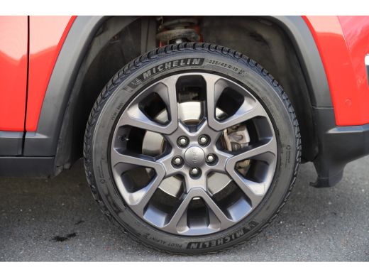Jeep Compass 4xe 240pk/Phev-Hybrid/Pano-dak/Colorado Red/Trekhaak/Leder/Camera ActivLease financial lease