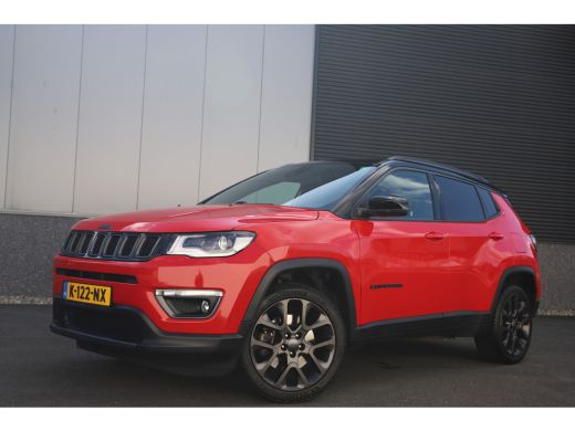 Jeep Compass 4xe 240pk/Phev-Hybrid/Pano-dak/Colorado Red/Trekhaak/Leder/Camera ActivLease financial lease