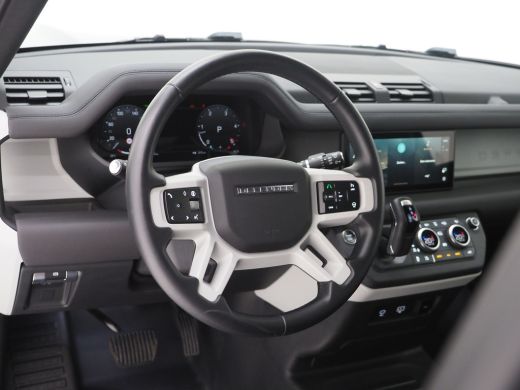 Land Rover Defender 3.0 D250 90 MHEV S Commercial | Heritage Customs velgen | 3 persoons | Luchtvering | Afn. trekhaa... ActivLease financial lease