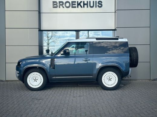 Land Rover Defender 3.0 D250 90 MHEV S Commercial | Heritage Customs velgen | 3 persoons | Luchtvering | Afn. trekhaa... ActivLease financial lease