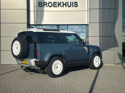 Land Rover Defender 3.0 D250 90 MHEV S Commercial | Heritage Customs velgen | 3 persoons | Luchtvering | Afn. trekhaa... ActivLease financial lease