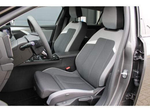 Opel Astra Sports Tourer 1.2 Turbo Edition | Achteruitrijcamera | Draadloze telefoonlader | Navigatiesysteem ActivLease financial lease