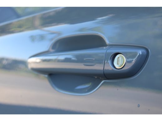 Opel Corsa 1.2 Turbo Ultimate / Navigatie / Camera / Alcantara / Keyless / Parkeersensoren / Matrix LED / St... ActivLease financial lease