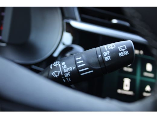 Opel Corsa 1.2 Turbo Ultimate / Navigatie / Camera / Alcantara / Keyless / Parkeersensoren / Matrix LED / St... ActivLease financial lease