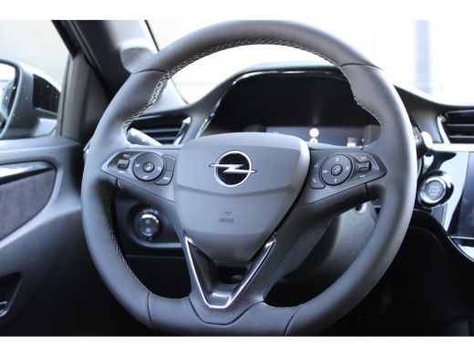 Opel Corsa 1.2 Turbo Ultimate / Navigatie / Camera / Alcantara / Keyless / Parkeersensoren / Matrix LED / St... ActivLease financial lease