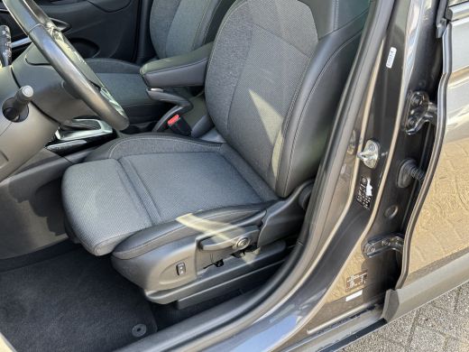Opel Crossland 1.2 Turbo 130pk Automaat Elegance | Navigatie | Apple Carplay | All season banden | Voorruit verw... ActivLease financial lease