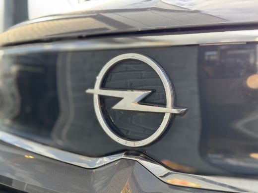 Opel Crossland 1.2 Turbo 130pk Automaat Elegance | Navigatie | Apple Carplay | All season banden | Voorruit verw... ActivLease financial lease
