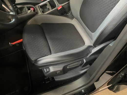 Opel Grandland X 1.2 TURBO 130PK INNOVATION+ / NAVI / LEDER / CLIMA / FULL-LED / PDC / AGR / 18" LMV / CAMERA / KE... ActivLease financial lease