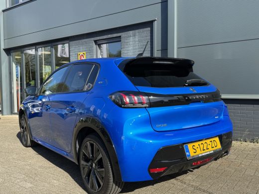 Peugeot 208 Peugeot GT PureTech 100pk Automaat | Navigatie | Achteruitrijcamera | Climate Control | Apple Car... ActivLease financial lease