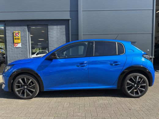 Peugeot 208 Peugeot GT PureTech 100pk Automaat | Navigatie | Achteruitrijcamera | Climate Control | Apple Car... ActivLease financial lease