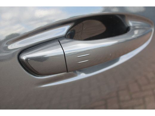Peugeot 508 SW SW 1.2 PureTech 130pk EAT8 Allure | Automaat | Navigatie | Camera | Adaptieve cruise | Nieuw m... ActivLease financial lease