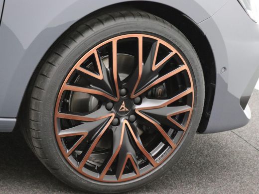 Seat Leon Sportstourer 1.5 TSI e-Hybrid VZ Performance 272PK DSG matrix led, schuif-kanteldak, achteruitrijcamera, stuur... ActivLease financial lease