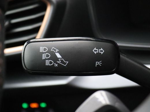Seat Leon Sportstourer 1.5 TSI e-Hybrid VZ Performance 272PK DSG matrix led, schuif-kanteldak, achteruitrijcamera, stuur... ActivLease financial lease