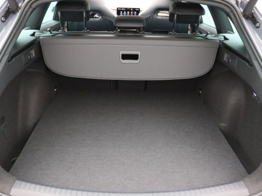Seat Leon Sportstourer 1.5 TSI e-Hybrid VZ Performance 272PK DSG matrix led, schuif-kanteldak, achteruitrijcamera, stuur... ActivLease financial lease