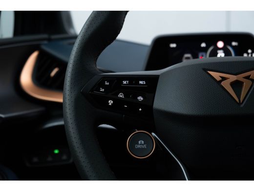 Seat Tavascan VZ Adrenaline | Sennheiser | Smart Ambient Light | Dynamic chassis control | Panoramadak | 'Augme... ActivLease financial lease