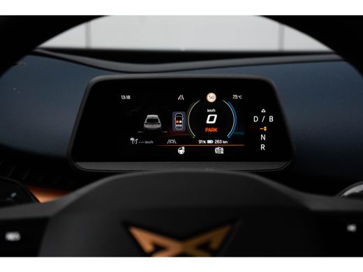 Seat Tavascan VZ Adrenaline | Sennheiser | Smart Ambient Light | Dynamic chassis control | Panoramadak | 'Augme... ActivLease financial lease