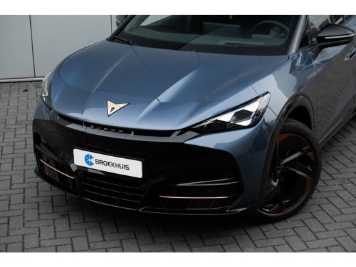 Seat Tavascan VZ Adrenaline | Sennheiser | Smart Ambient Light | Dynamic chassis control | Panoramadak | 'Augme... ActivLease financial lease