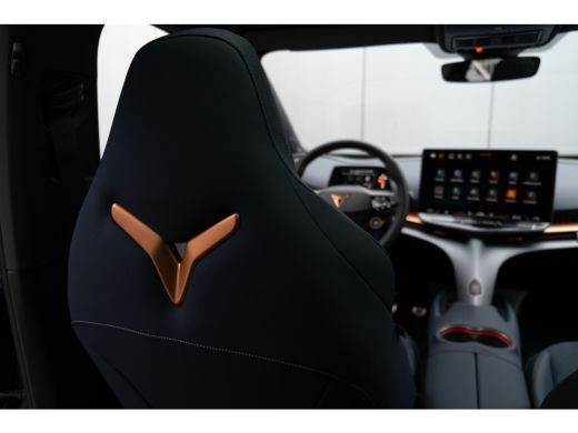 Seat Tavascan VZ Adrenaline | Sennheiser | Smart Ambient Light | Dynamic chassis control | Panoramadak | 'Augme... ActivLease financial lease