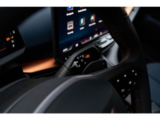 Seat Tavascan VZ Adrenaline | Sennheiser | Smart Ambient Light | Dynamic chassis control | Panoramadak | 'Augme... ActivLease financial lease