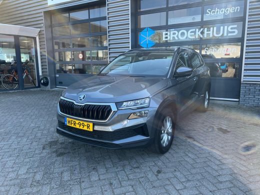 Skoda Karoq 1.5 TSI 150 pk ACT Business Edition 7-DSG | Achteruitrijcamera | Cruise control adaptief | Apple ... ActivLease financial lease
